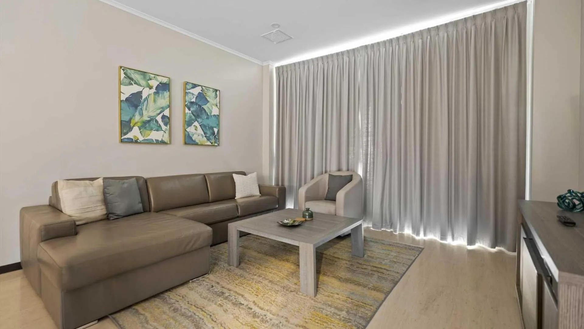 펜션 Beach View - Seascape Retreat 2Br Condo - Lv605 팜비치