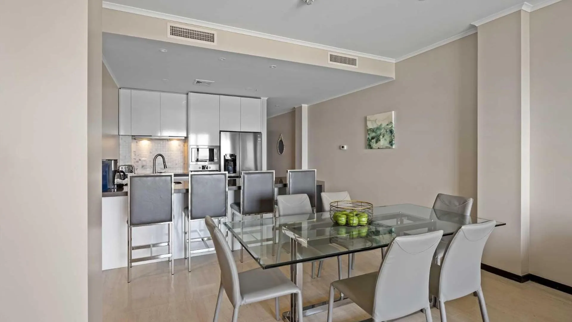 Beach View - Seascape Retreat 2Br Condo - Lv605 팜비치 펜션