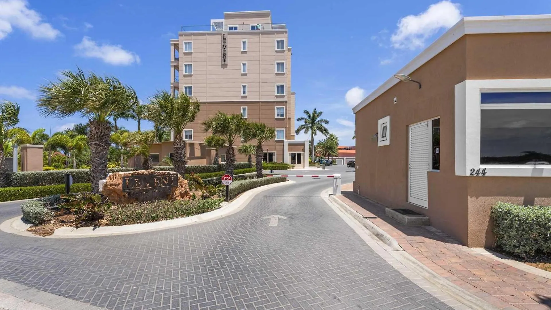 Beach View - Seascape Retreat 2Br Condo - Lv605 Palm Beach Aruba